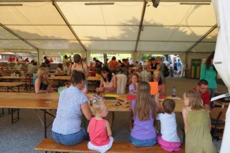 KNOBLEHARJEVO 2012- Otroški živ žav 49